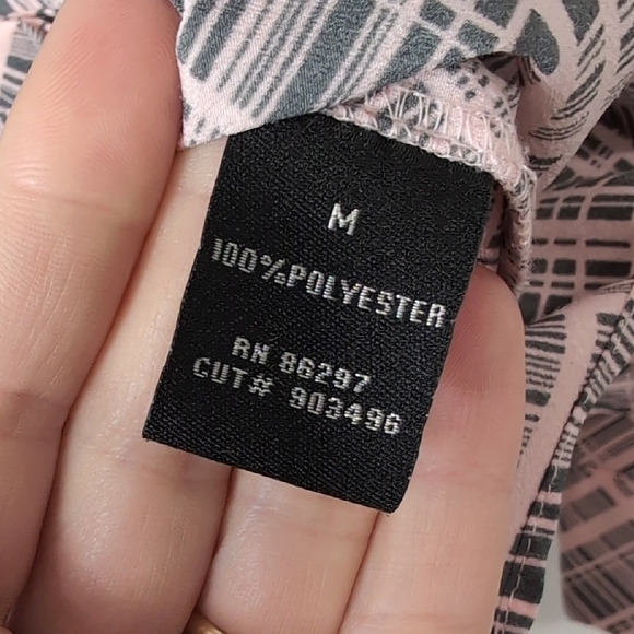 NWOT BCBGMaxAzria | Pink Grey Patterned Button Down Lightweight Oversized Size M - Picture 7 of 8